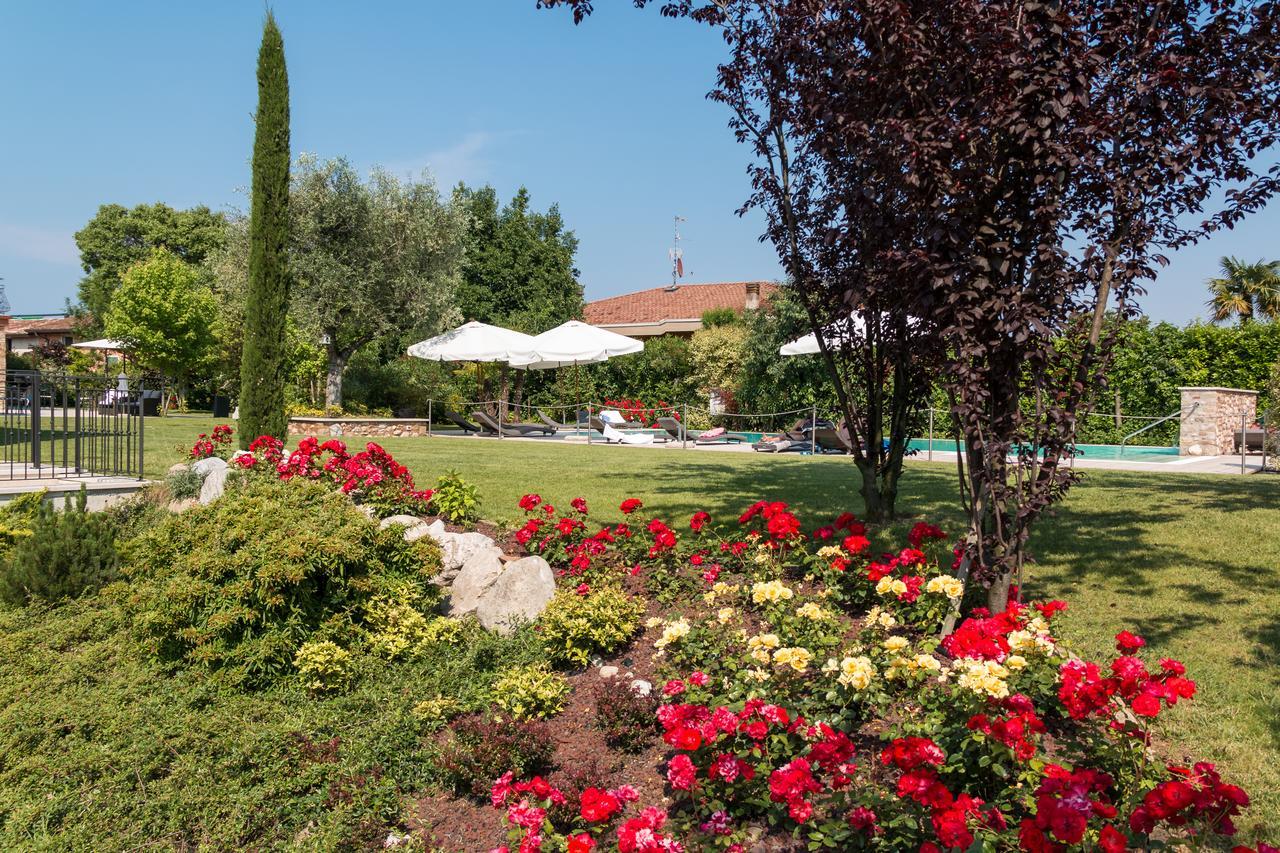 Agriturismo Corte Aurea Desenzano del Garda Exterior photo