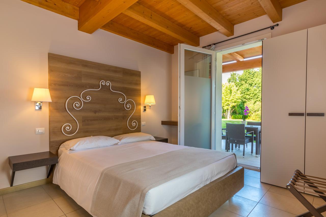 Agriturismo Corte Aurea Desenzano del Garda Exterior photo