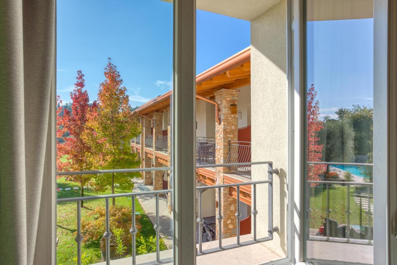 Agriturismo Corte Aurea Desenzano del Garda Exterior photo